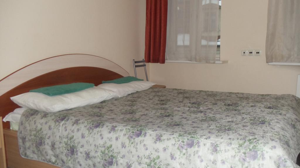 Dome Pearl Hostel Riga Ruang foto