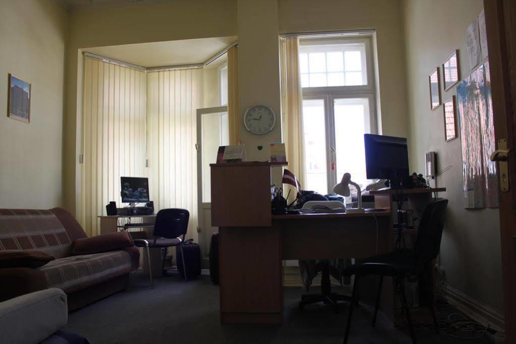 Dome Pearl Hostel Riga Bagian luar foto